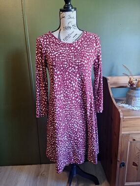Women’s Burgundy Leopard Print Long Sleeve Dress